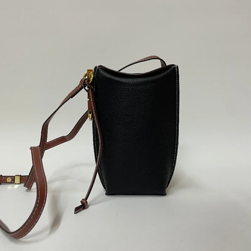 PROMENADE LEATHER TOP OPENING CROSSBODY BLACK