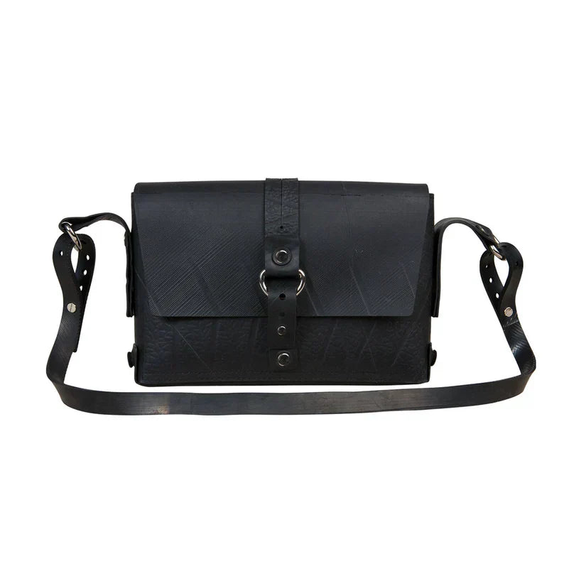 Eco-Chic Elegance: The Versatile Crossbody Handbag