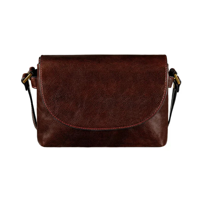 Elegant Simplicity: The Perfect Leather Purse for Every Occasion